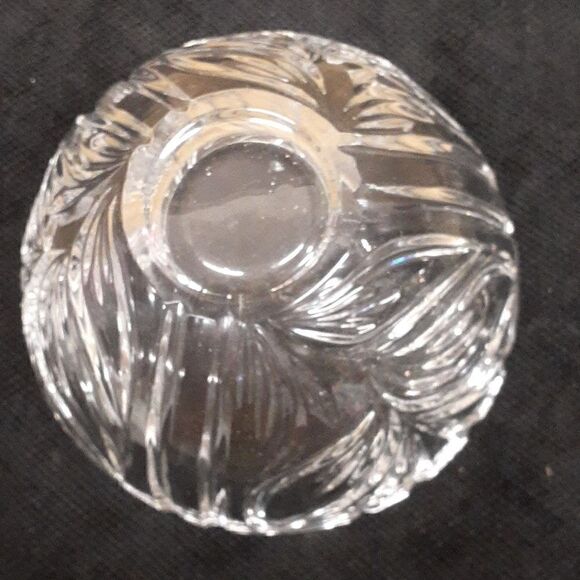 Anna Hutte German-made "BLEIKRISTALL" lead crystal Bowl/ Candy Dish with Lid - Picture 4 of 7